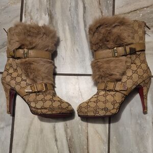 Logo Designer Inspired Fur Trim Heeled Boots